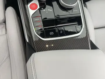 BMW M4 M xDrive Competition HUD Navi Harman Kardon