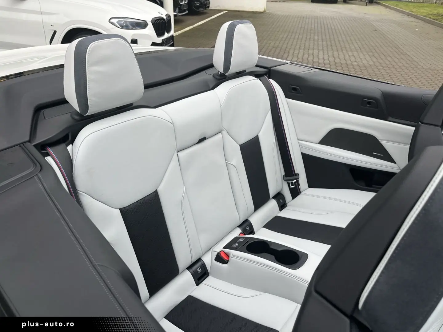 BMW M4 M xDrive Competition HUD Navi Harman Kardon