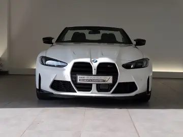 BMW M4 Competition Cabrio mit M xDrive LED DAB KomfZ