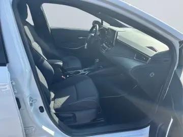 Toyota Corolla 1.8 Hybrid Business Edition