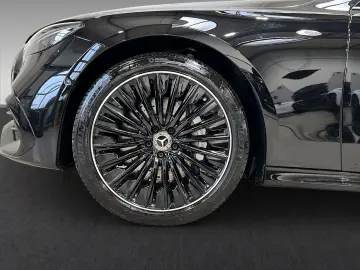 MERCEDES-BENZ E 300 e AMG LED NIGHT Kamera Ambiente &hellip;