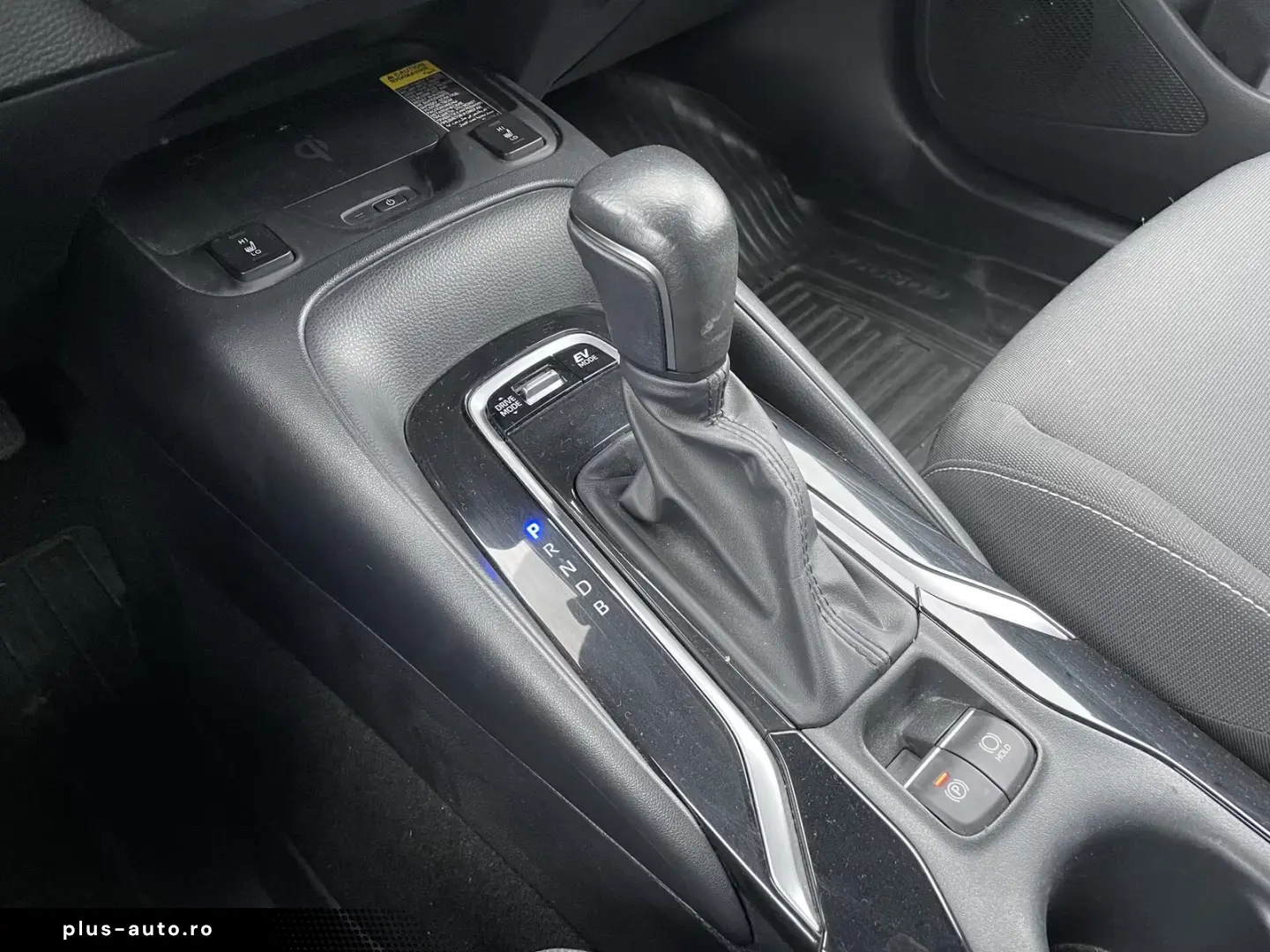 Toyota Corolla Touring Sports 1.8 Dynamic e-CVT Busines