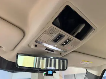 Land Rover Defender 90 2024 3.0 benzina 400CP GARANTIE