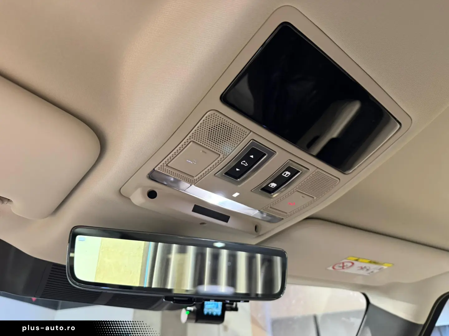 Land Rover Defender 90 2024 3.0 benzina 400CP GARANTIE