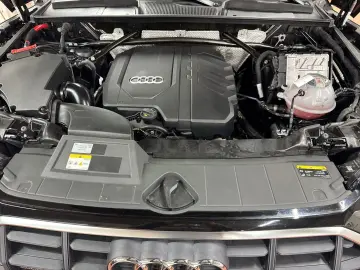 AUDI Q5 45 TFSI qu S tro 360  B&O Matrix Pano Sthz