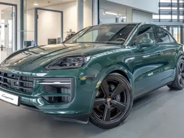 Porsche Cayenne E-Hybrid Coupe Black Edition