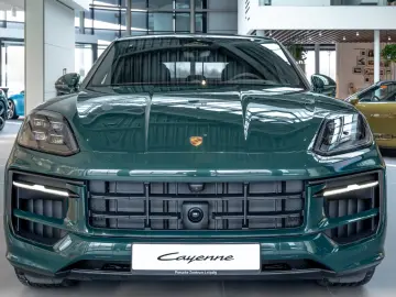 Porsche Cayenne E-Hybrid Coupe Black Edition