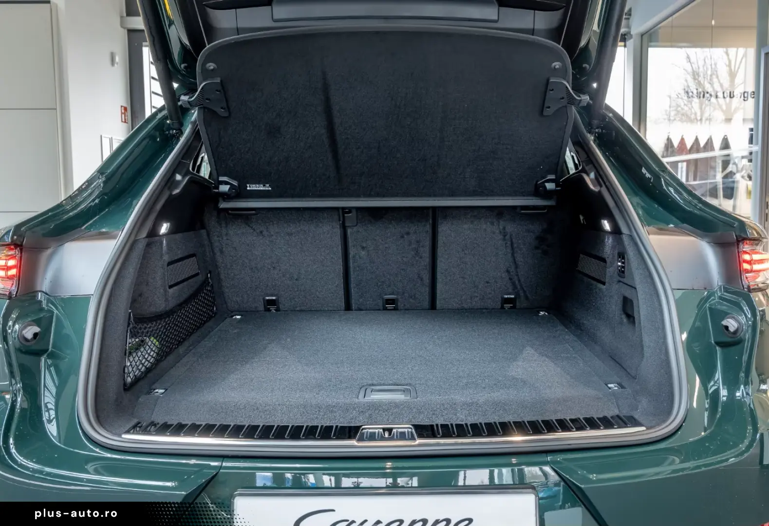 Porsche Cayenne E-Hybrid Coupe Black Edition