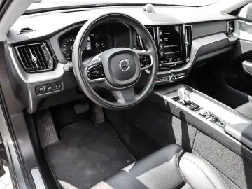 VOLVO XC60 Inscription Recharge Plug-In Hybrid AWD T8