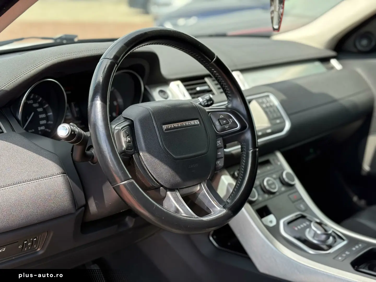 Range Rover Evoque 2.2