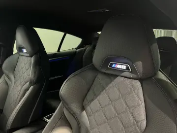 BMW M8 Gran Coupé xDrive