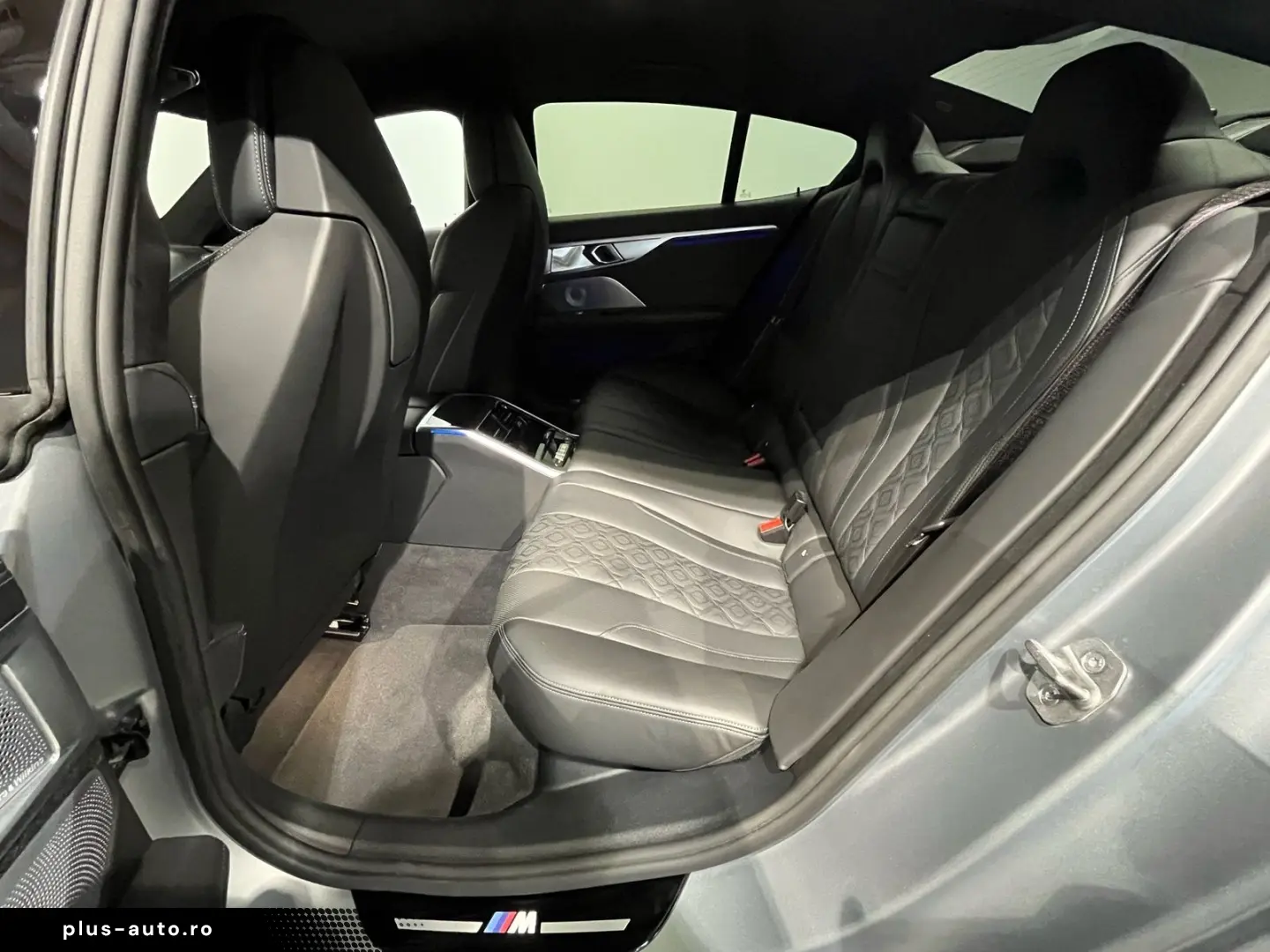 BMW M8 Gran Coupé xDrive