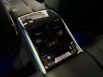 BMW M8 Gran Coupé xDrive