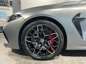 BMW M8 Gran Coupé xDrive