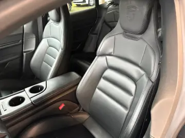 PORSCHE Taycan Cross Turismo 4 performance SOH 93%