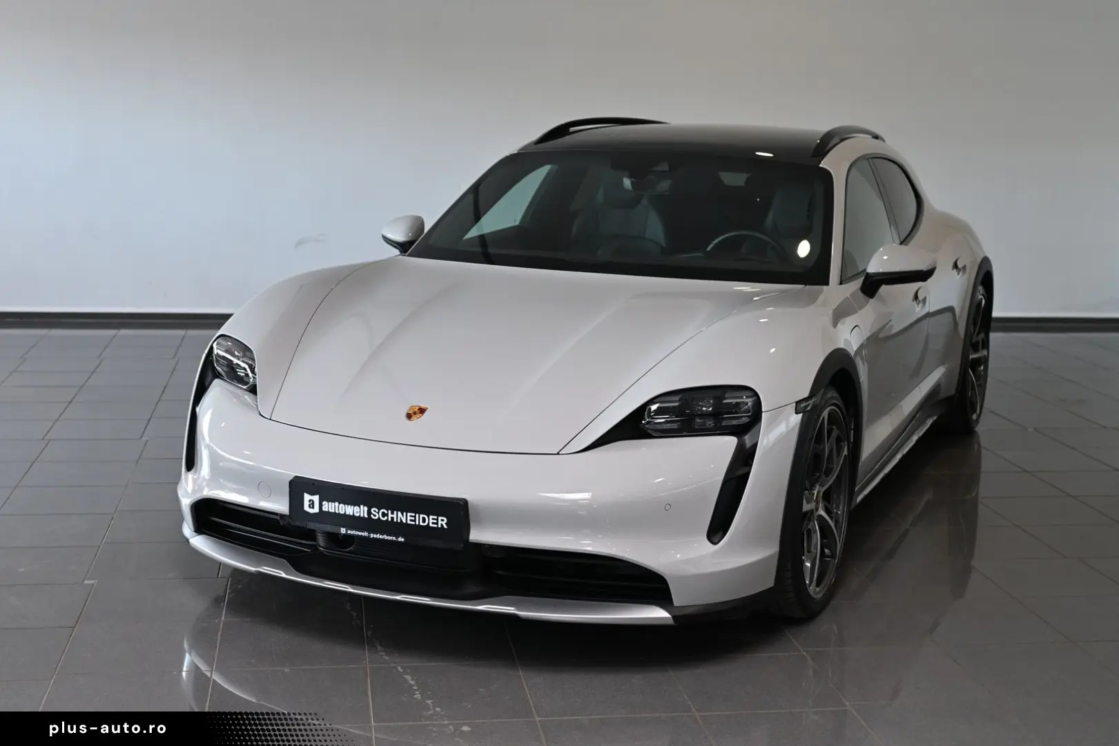 PORSCHE Taycan 4 Cross Turismo Pano ACC PASM PDLS  21