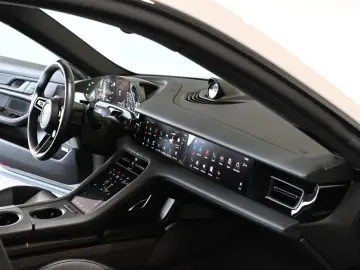 PORSCHE Taycan 4 Cross Turismo Pano ACC PASM PDLS  21