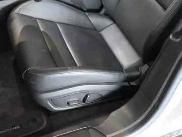 PORSCHE Taycan 4 Cross Turismo Pano ACC PASM PDLS  21