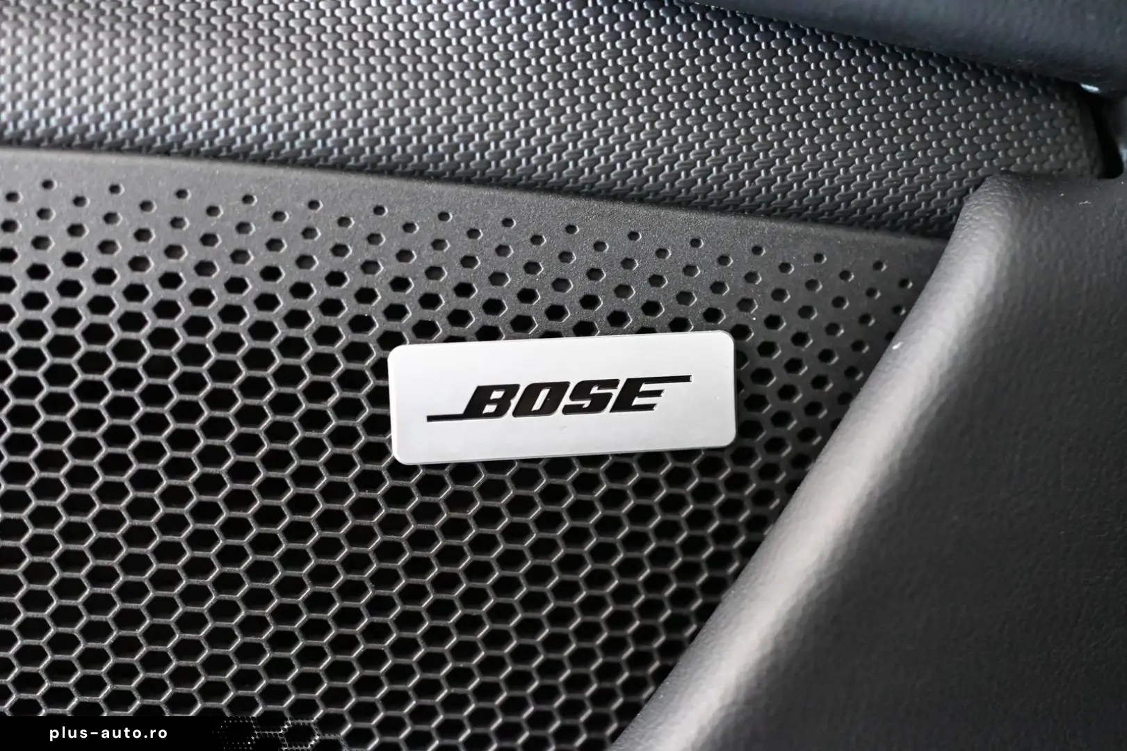 PORSCHE Taycan 4 Cross Turismo Pano ACC PASM PDLS  21