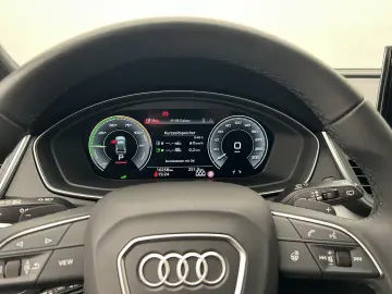 AUDI Q5 Sportback 50 TFSI e quattro advanced Navi Mat