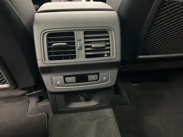 AUDI Q5 Sportback 50 TFSI e quattro advanced Navi Mat