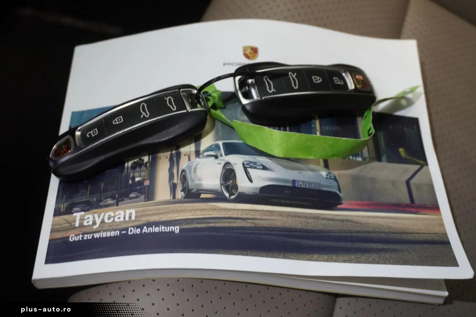 PORSCHE Taycan 4 Cross Turismo 83 7kWh 20 TurboS ACC Nav