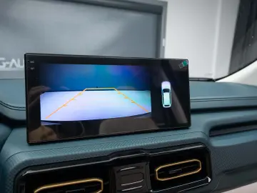 SWM G03F EDI PLUG-IN HYBRID 7 locuri