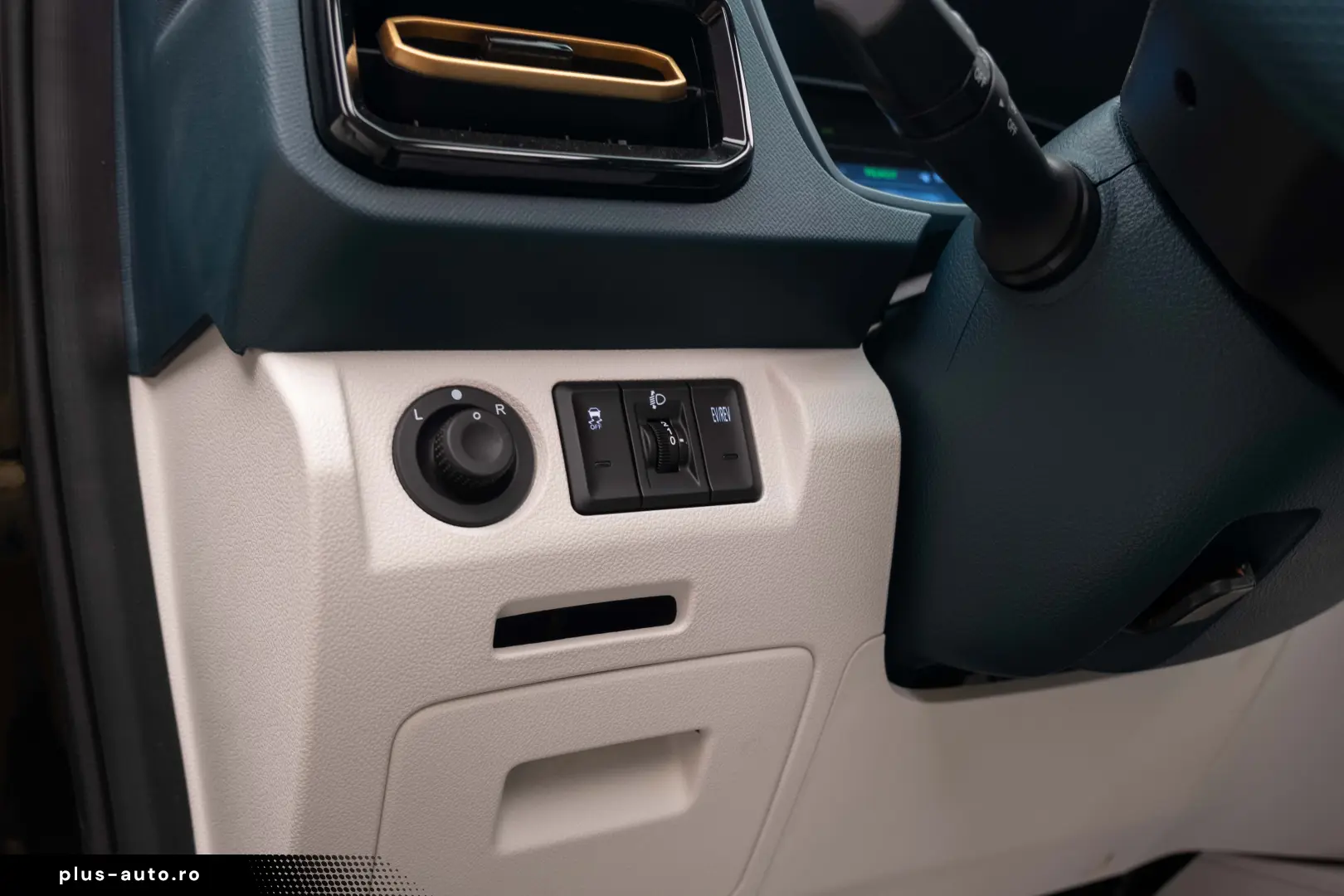 SWM G03F EDI PLUG-IN HYBRID 7 locuri