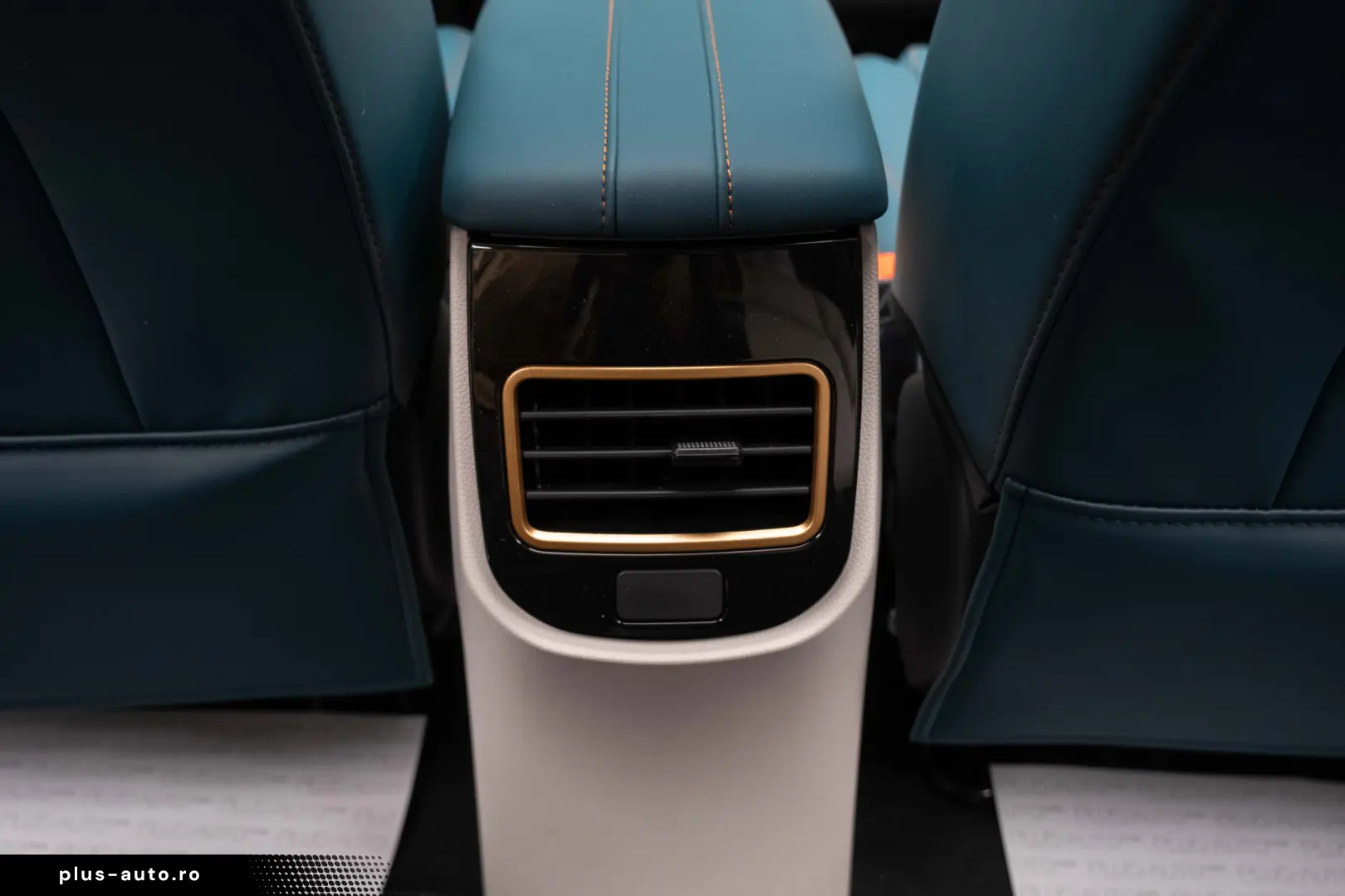 SWM G03F EDI PLUG-IN HYBRID 7 locuri