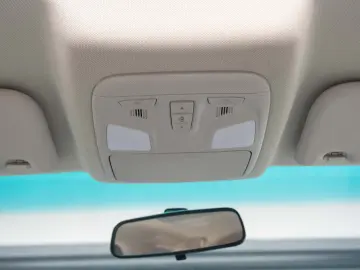 SWM G03F EDI PLUG-IN HYBRID 7 locuri