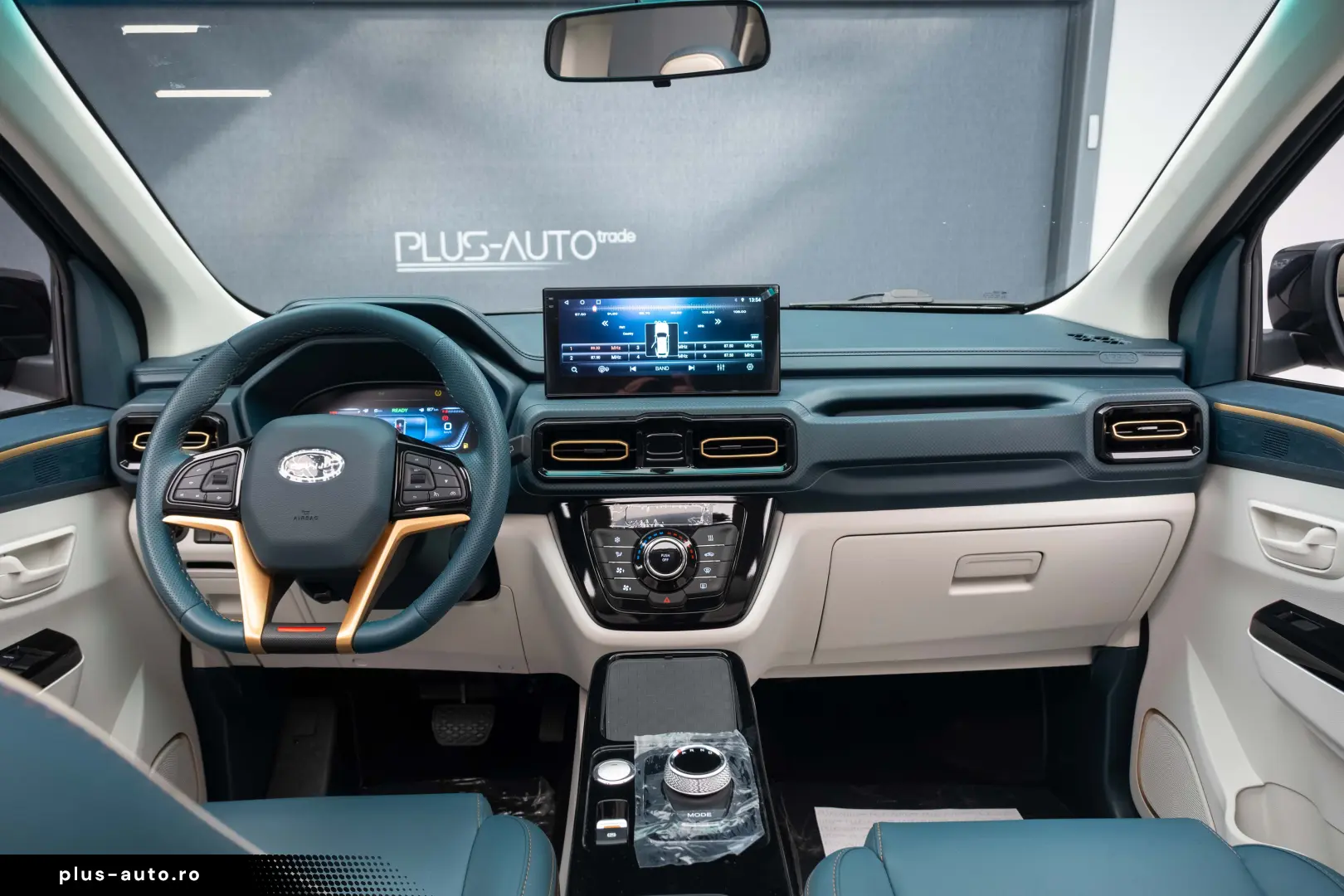 SWM G03F EDI PLUG-IN HYBRID 7 locuri