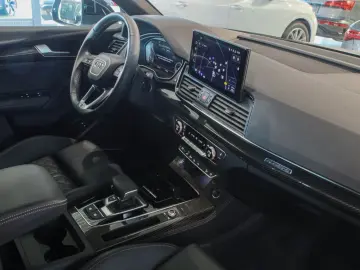 AUDI Q5 Sportback 55 TFSI e qu. 2x S line AHK Pano
