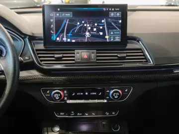 AUDI Q5 Sportback 55 TFSI e qu. 2x S line AHK Pano