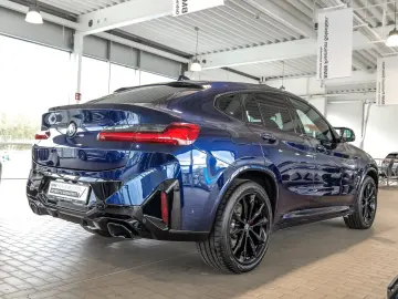 BMW X4 M40d AHK DAProf Laser Pano HeadUp 360 Grad