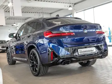 BMW X4 M40d AHK DAProf Laser Pano HeadUp 360 Grad