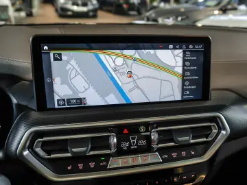 BMW X4 M40d AHK DAProf Laser Pano HeadUp 360 Grad