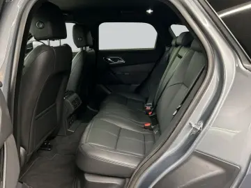 LAND ROVER Range Rover Velar D200 Dynamic SE