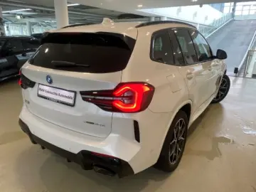 BMW X3 xDrive 30e M Sportpaket HUD AHK Navi Leder BM