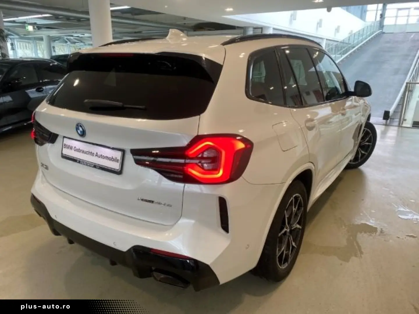 BMW X3 xDrive 30e M Sportpaket HUD AHK Navi Leder BM