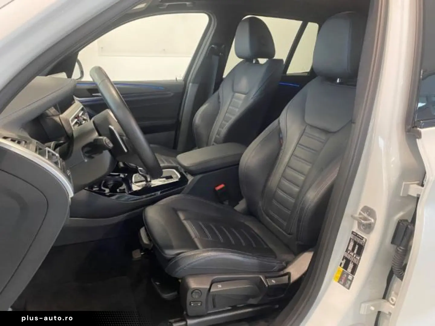 BMW X3 xDrive 30e M Sportpaket HUD AHK Navi Leder BM