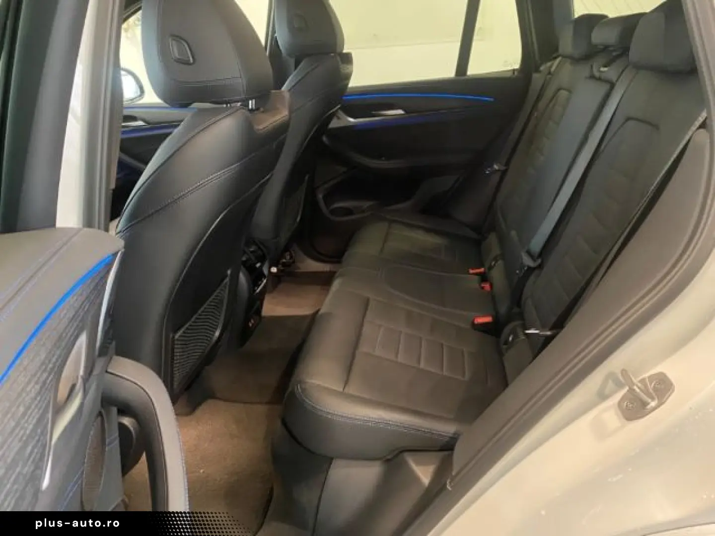 BMW X3 xDrive 30e M Sportpaket HUD AHK Navi Leder BM