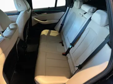 BMW PDC  HDC  M Sport  AHK  Bluetooth  Live Cockpit