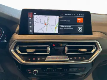 BMW PDC  HDC  M Sport  AHK  Bluetooth  Live Cockpit