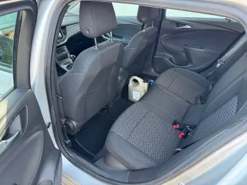 Opel Astra Diesel 1.6 2017 Manuala