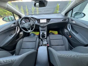 Opel Astra Diesel 1.6 2017 Manuala