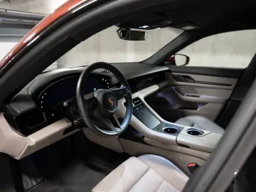 PORSCHE Taycan 4S Cross Turismo 14 Wege Sitze HUD BOSE