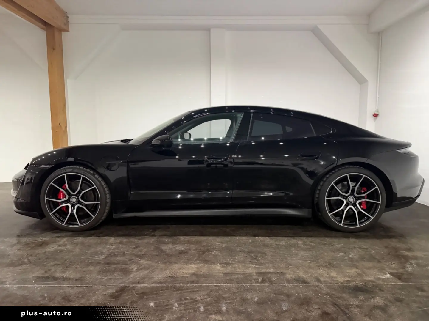 PORSCHE Taycan 4 S Massage Bose Head Up Display