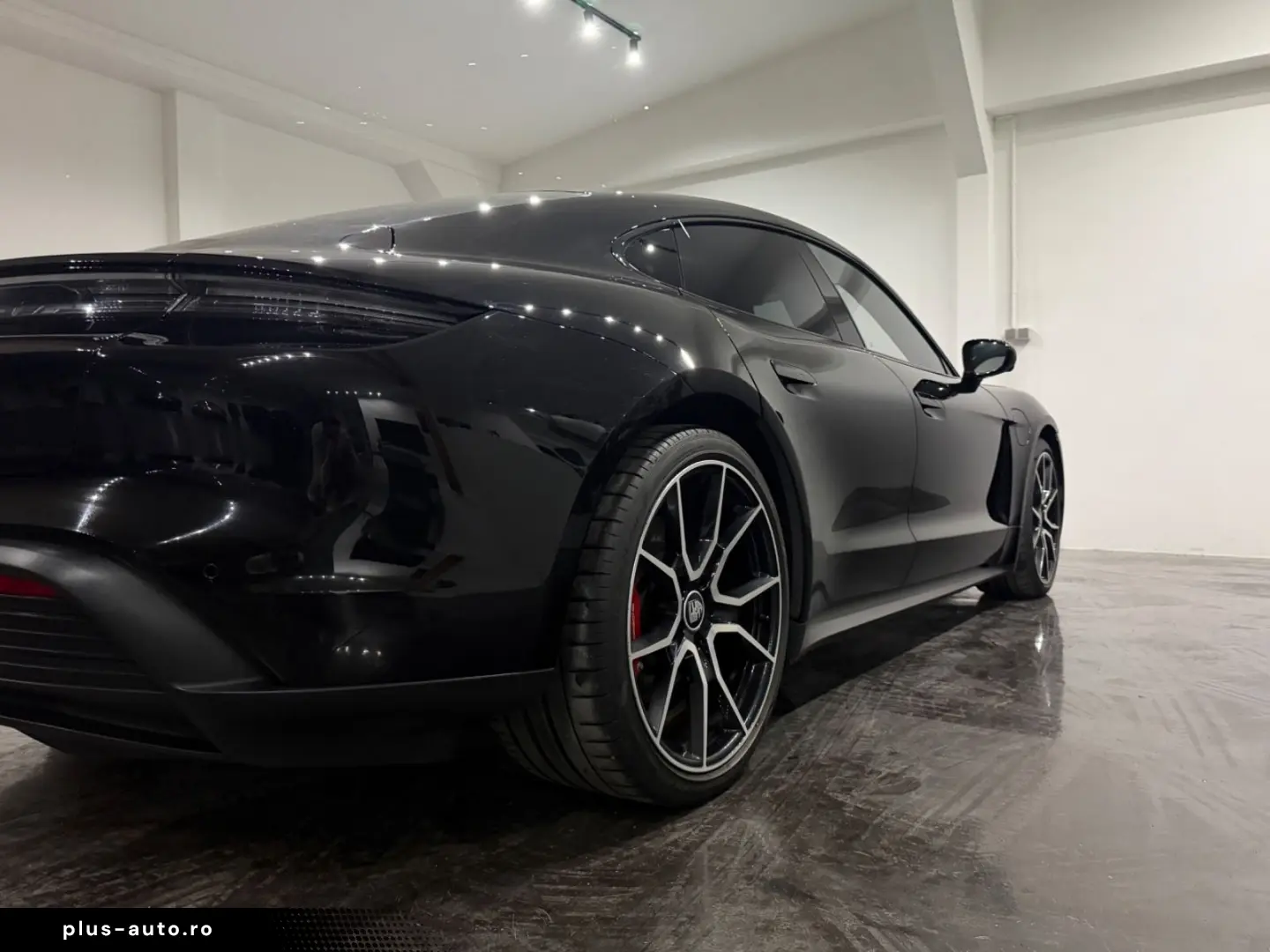 PORSCHE Taycan 4 S Massage Bose Head Up Display