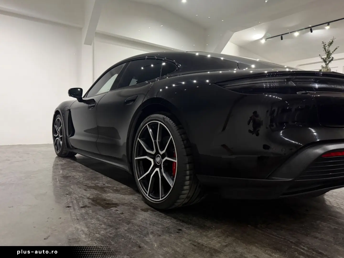 PORSCHE Taycan 4 S Massage Bose Head Up Display