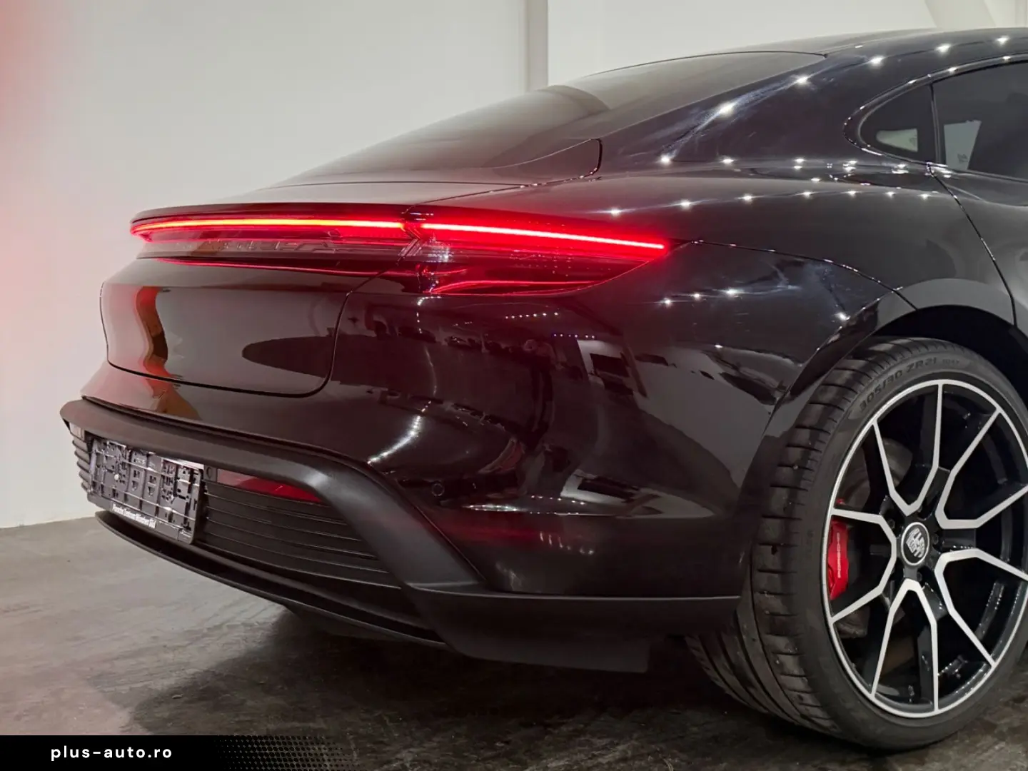 PORSCHE Taycan 4 S Massage Bose Head Up Display